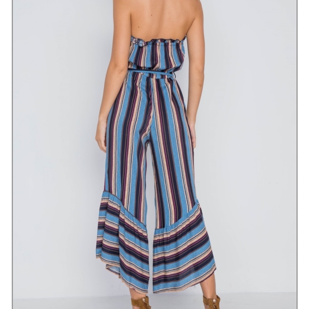 Closet clear🚨stripes strapless flare leg jumpsuit - Picture 4 of 6